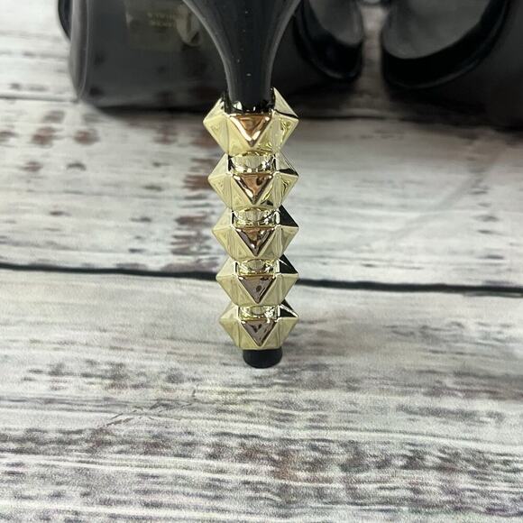 Cape Robbin Ultra Heels Stilettos Shoes sz 10 Black Gold Studs Cocktail Wedding - Picture 10 of 13
